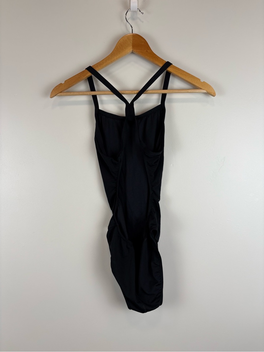Arena Team Light Drop Back One Piece Size 30 Black White - Picture 2 of 4